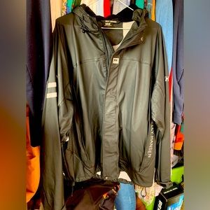 HELLY HANSEN Men’s Black Shell Jacket with Fleece-lined Hood!